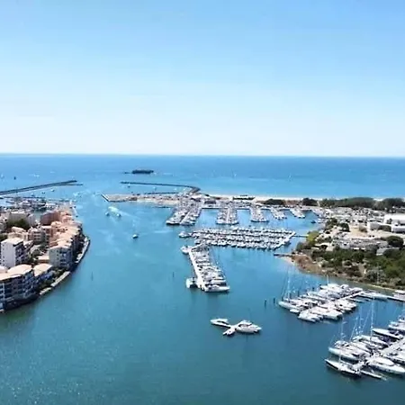 T4, Ile De La Marina, Parking Holiday home Agde