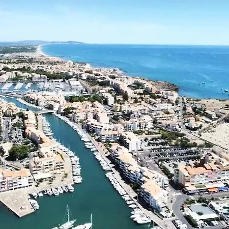 T4, Ile De La Marina, Parking Agde