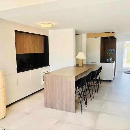 T4, Ile De La Marina, Parking Feriehus Agde